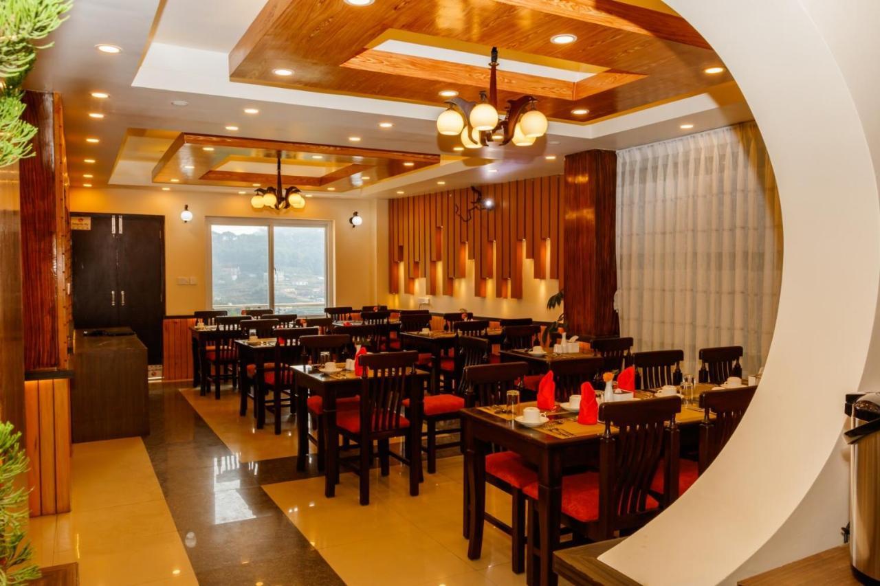 Millennium Blue Hotell Nagarkot Exteriör bild