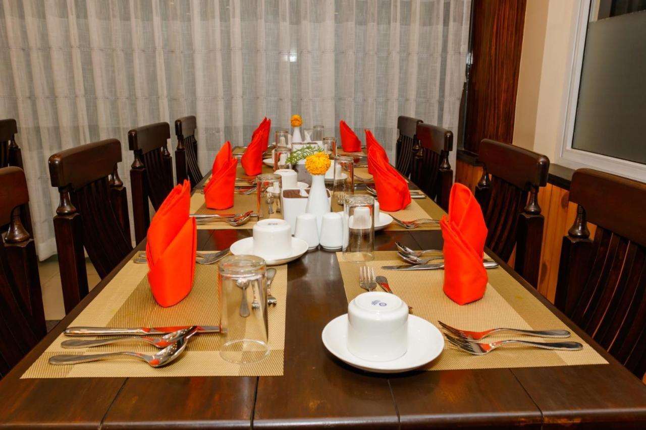 Millennium Blue Hotell Nagarkot Exteriör bild