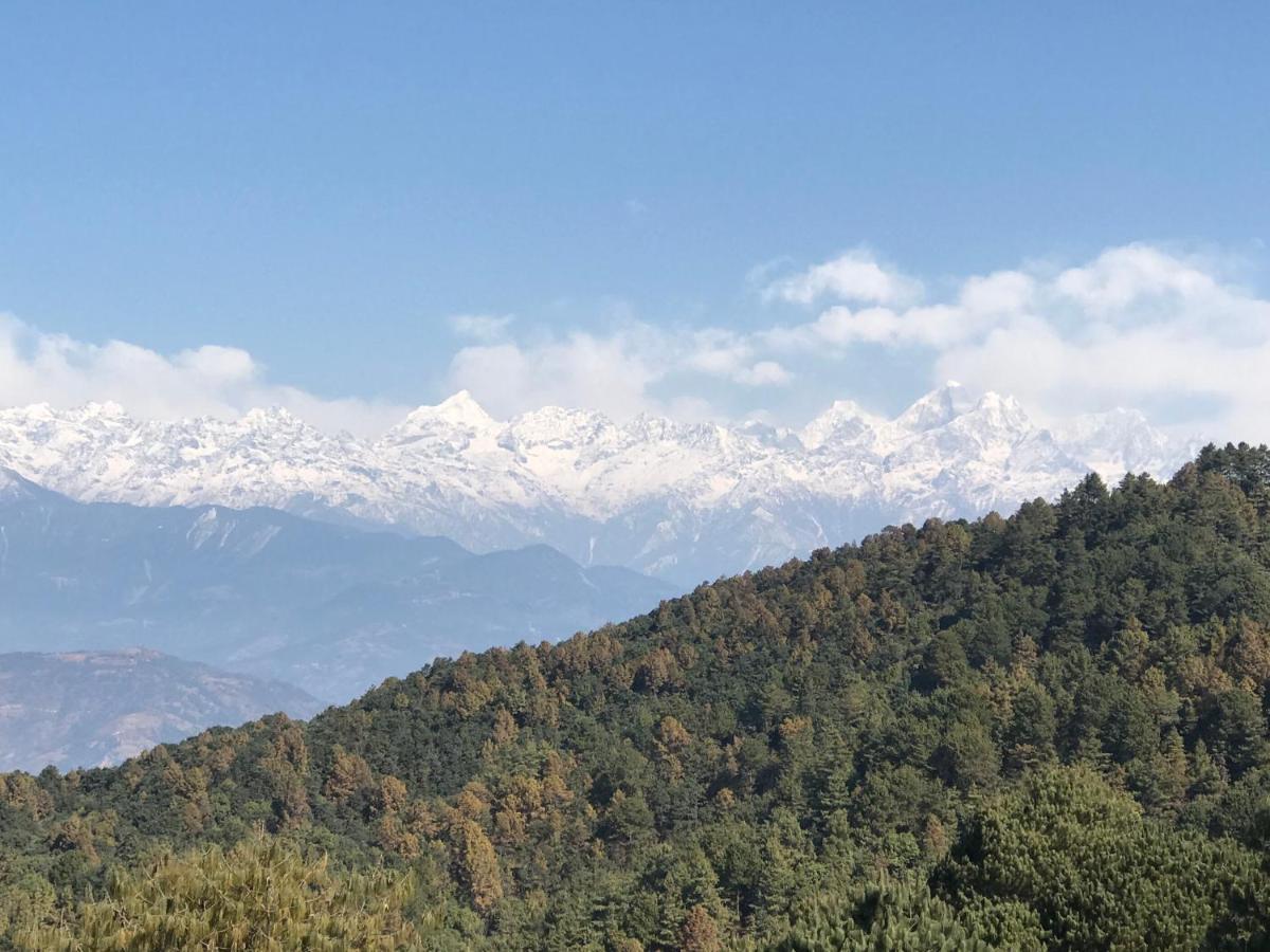 Millennium Blue Hotell Nagarkot Exteriör bild