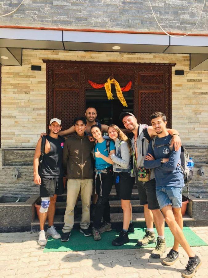 Millennium Blue Hotell Nagarkot Exteriör bild